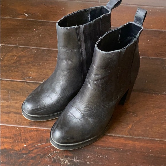 Steve Madden booties - Picture 5 of 5